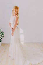 Trumpet/Mermaid Bateau Neckline Open Back Lace Wedding Dresses