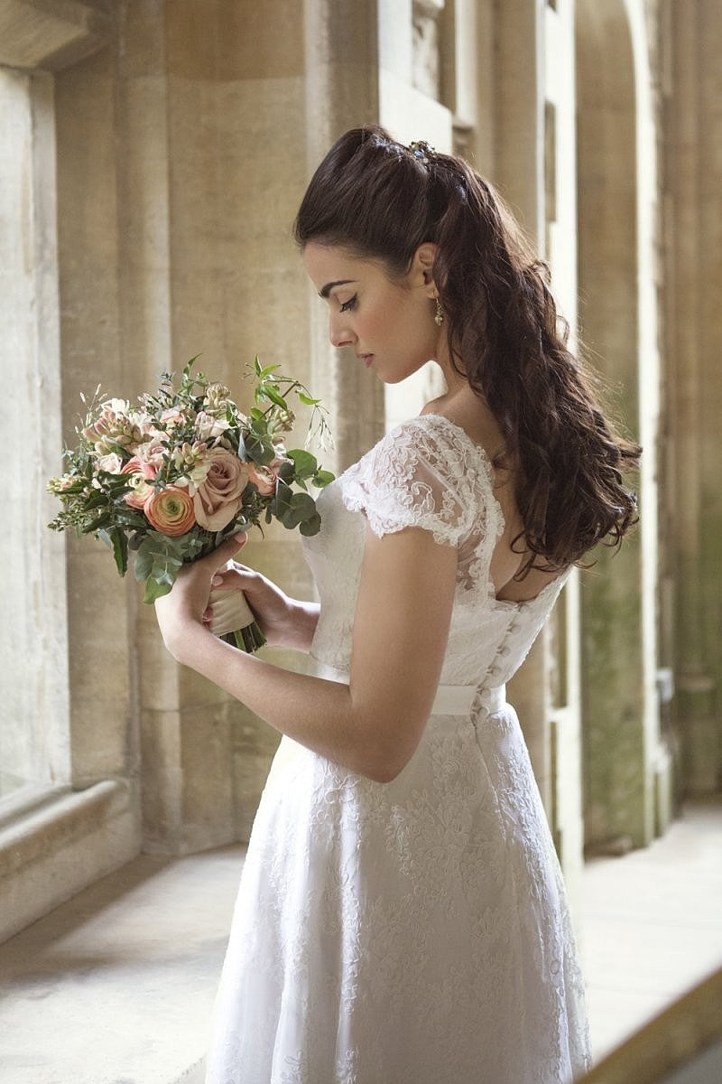 A-line/Princess V-neck Lace Cap Sleeves Floor-length Wedding Dress  Angrila