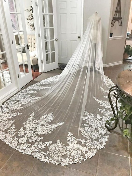 Long Bridal Wedding Veils with Lace Applique