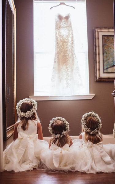 The Best Flower Girl Dress Idea for Your Fall Wedding