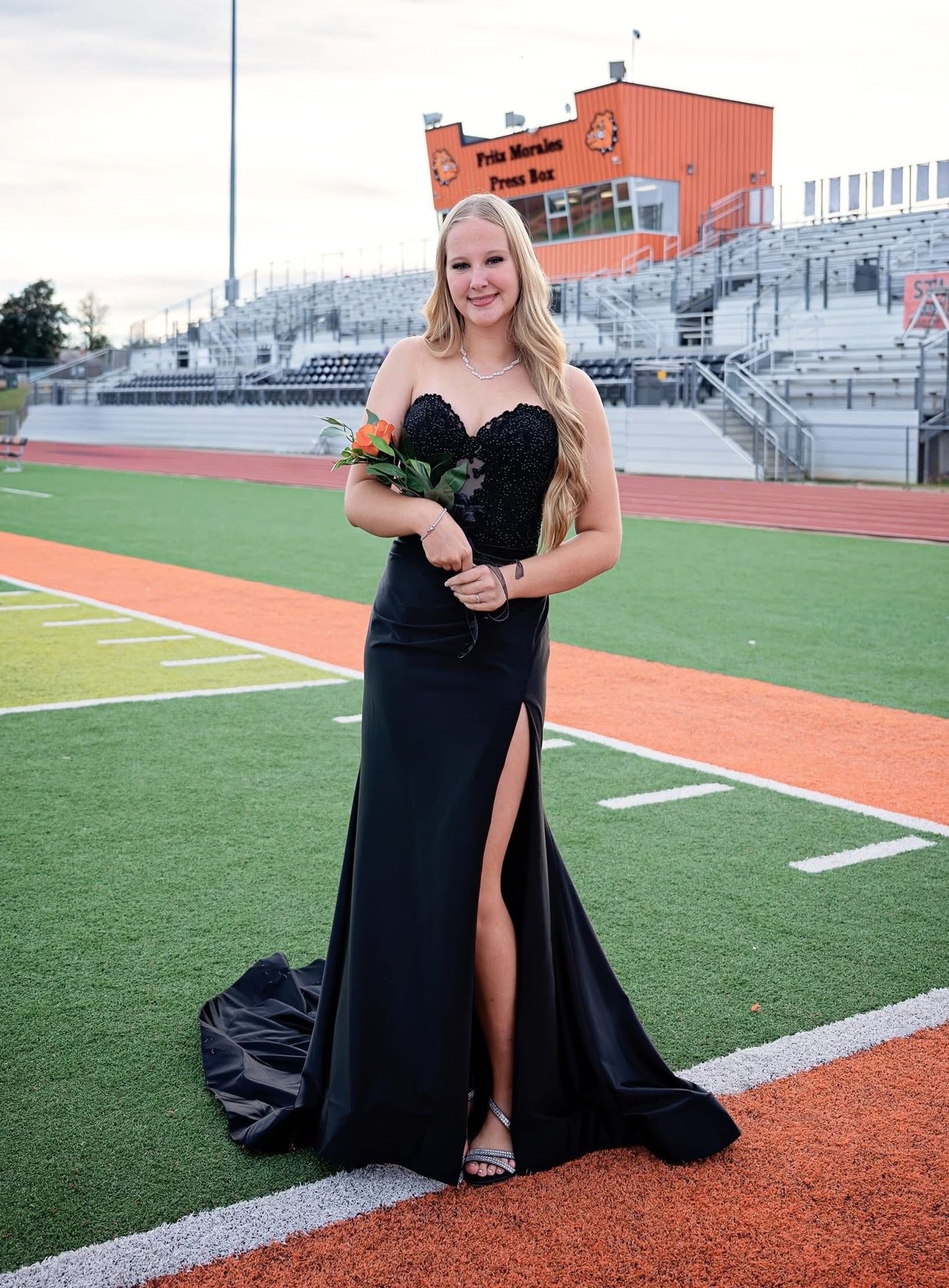 Black Heart-Shaped Neckline Satin Strapless High-Slit Prom Dress