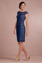 Sheath/Column Cap sleeves Knee-length Lace Appliques Mother Of The Bride Dresses