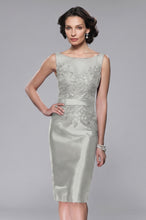 Sheath/Column Sccop Neckline Sleeveless Satin Knee Length Mother Dress With Lace Top