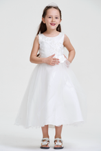 Scoop Neck Sleeveless Floral embroidery Organza White Flower Girl Dress