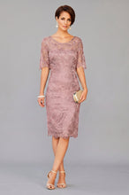 Sheath/Column Knee-length Lace Mother of the Bride Dresses with 1/2 Sleeves