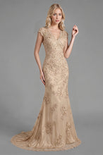 V-neck Lace Sleeveless Sweep Train Mother of the Bride Dresses