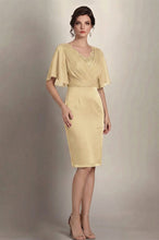 Sheath/Column V-neck Knee-Length Chiffon Glamorous Mother of the Bride Dress