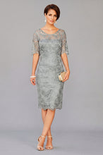 Sheath/Column Knee-length Lace Mother of the Bride Dresses with 1/2 Sleeves