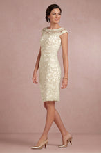 Sheath/Column Cap sleeves Knee-length Lace Appliques Mother Of The Bride Dresses
