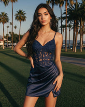Lace Beaded Appliques Tight Short Homecoming Dresses