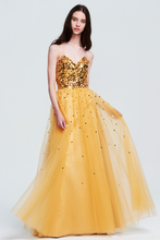 Golden Strapless Sweetheart Sequin Tulle Prom/Evening Gown