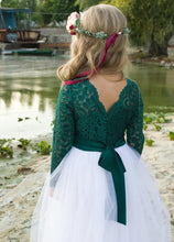 Scoop Neck Long Sleeve Lace Appliques Tulle Flower Girl Dresses