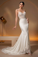 Satin Spaghetti Straps Mermaid Wedding Dresses With Lace Appliques