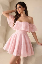 A-Line Off-the-Shoulder Short Pearl Pink Lace Homecoming Dresses