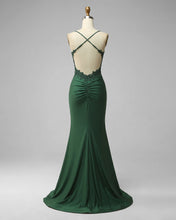 Dark Green Mermaid Halter Neck Long Prom Dress With Appliques