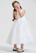 Scoop Neck Sleeveless Floral embroidery Organza White Flower Girl Dress