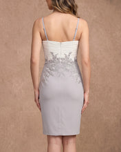 Sheath/Column Sweetheart Short Sleeve Knee-Length Chiffon Mother of the Bride Dress With Jacket Appliqued