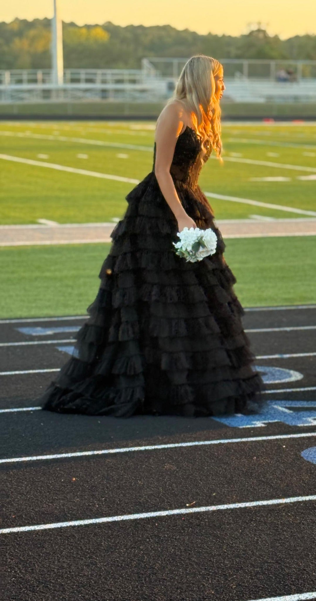 Thin strap Long Sequin Black Tulle Prom Dress