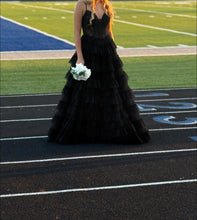 Thin strap Long Sequin Black Tulle Prom Dress