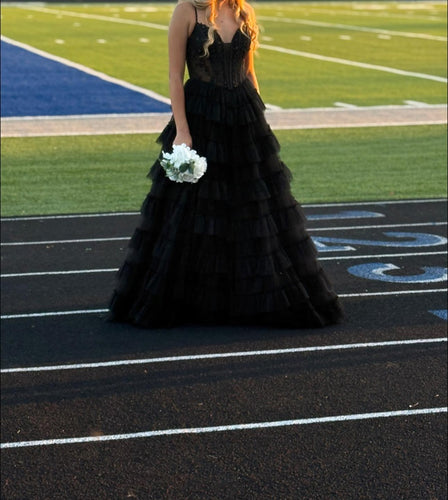 Thin strap Long Sequin Black Tulle Prom Dress