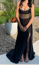 Sweetheart Neckline Sleeveless Beaded Satin Slit Black Prom/Evening Dresses