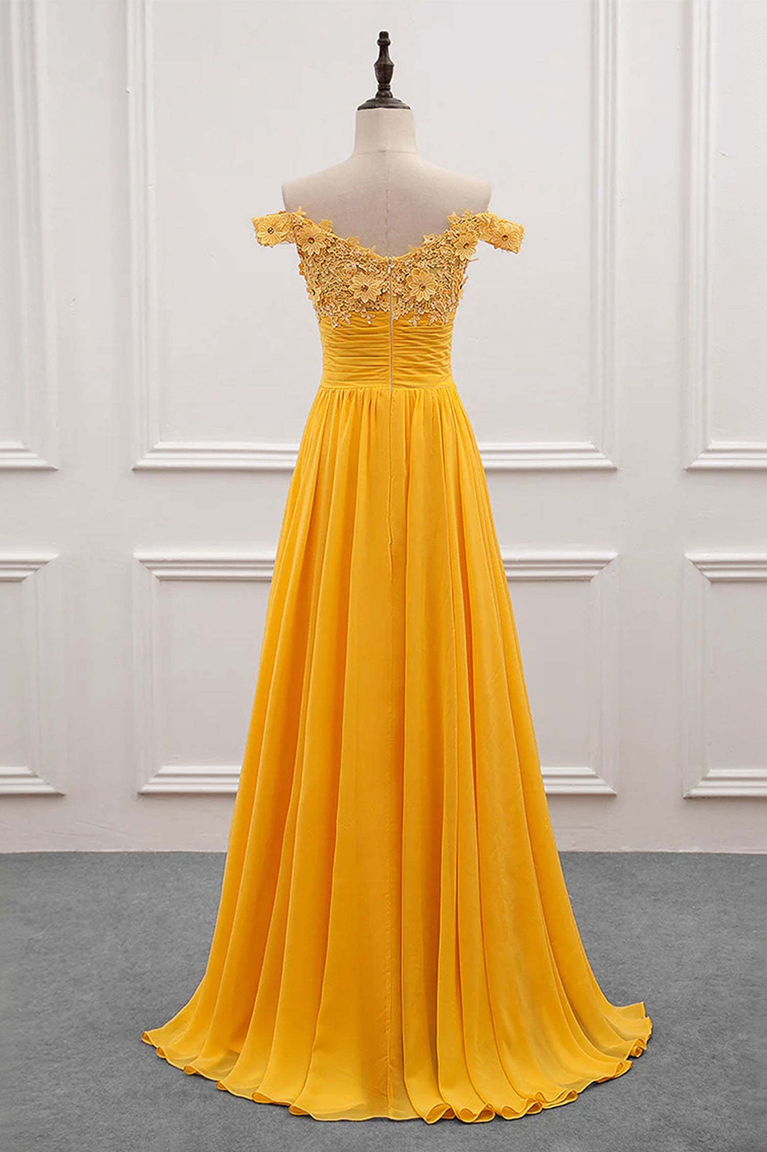 A-Line/Princess Chiffon Floor-Length Off-the-Shoulder Long Prom Dresses with Appliques Lace