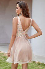 V Neck Floral Applique Tulle Short Homecoming Dress with Low V Back
