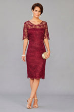 Sheath/Column Knee-length Lace Mother of the Bride Dresses with 1/2 Sleeves