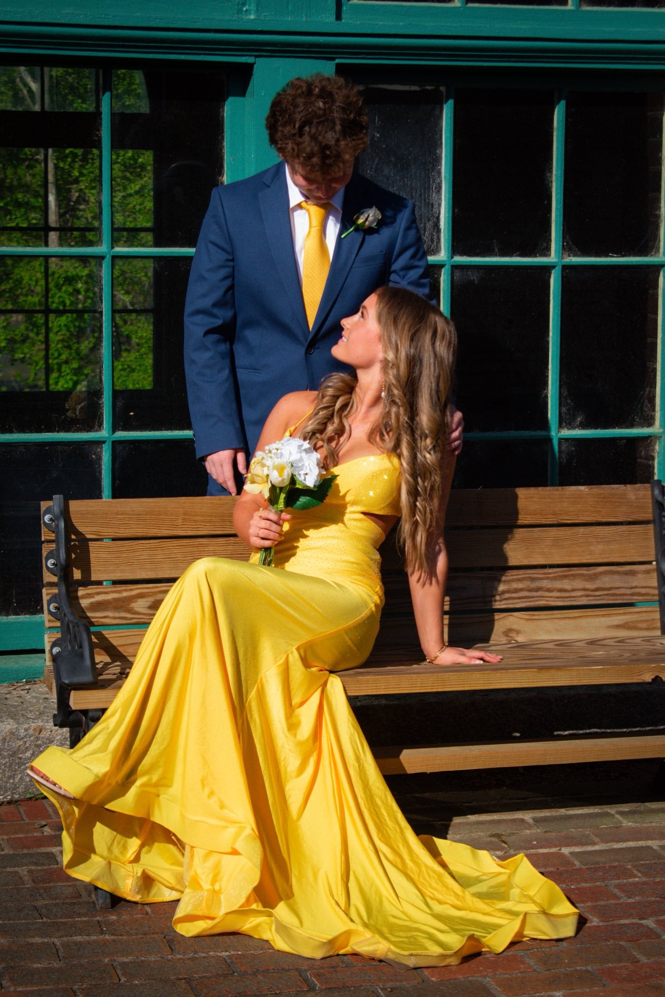 V-Neck Spaghetti Strap Slim-fit Long Satin Yellow Prom Dress