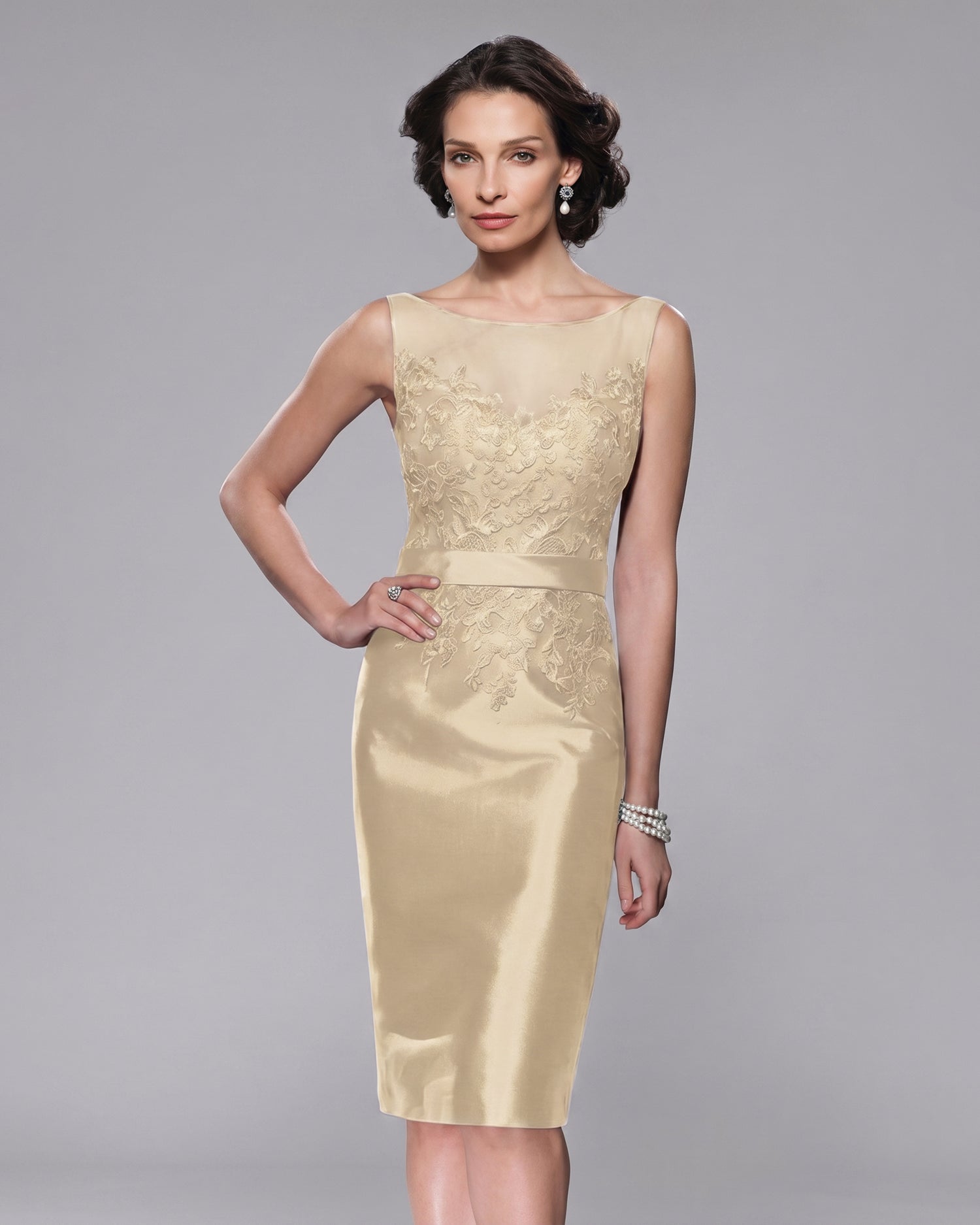 Sheath/Column Sccop Neckline Sleeveless Satin Knee Length Mother Dress With Lace Top