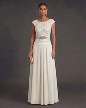 Sleeveless Lace Chiffon Mother of the Bride Dresses