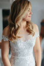 Mermaid Off-the-Shoulder Tulle Bridal Dresses with Lace Appliques