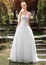 Sweetheart Ball Gown Bridal Dress