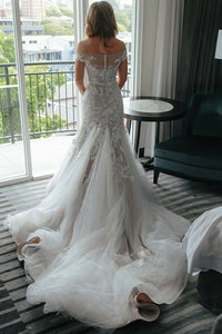 Mermaid Off-the-Shoulder Tulle Bridal Dresses with Lace Appliques