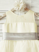 A-line Scoop Neckline Sleeveless Tulle Skirt Flower Girl Dress With Big Satin Bow