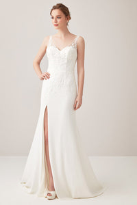 Lace Appliqued Sleeveless Sheath Wedding Dresses