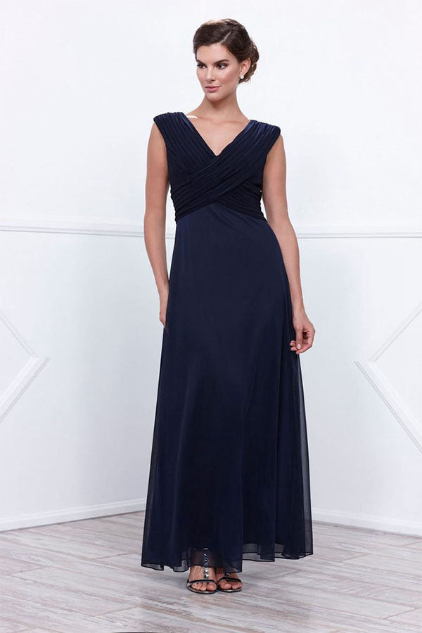 Dark Navy Sleeveless Mother of the Bride Dresses Main image
