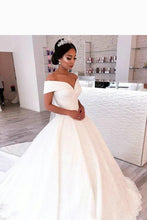 Ball Gown V-Neck Lace Sweep Train Vintage Wedding Dress