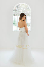 Strapless Sweetheart Lace Bodice Tulle Wedding Dresses