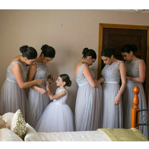 Standing Out A-line Sleeveless V-back Floor-length Tulle Bridesmaid Dresses