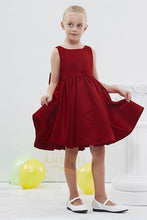 A-Line Sleeveless Knee-Length Flower Girl Dresses with Bow