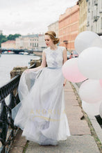 Charming A-Line Lace Bodice Tulle Wedding Dresses