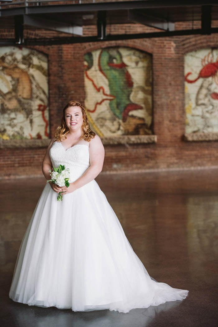 Sweetheart Lace Bodice Plus Size Wedding Dresses