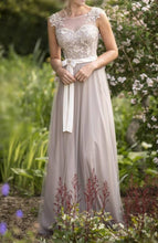 A-line/Princess Sleeveless Sash Long Tulle Bridesmaid Dresses