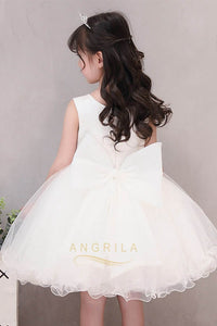 Cute Illusion Knee-length Tulle Flower Girl Dresses