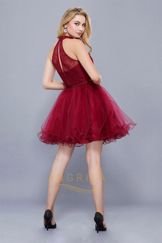 Chic Two-Piece Sleeveless Halter Short Formal Cocktail Dresses