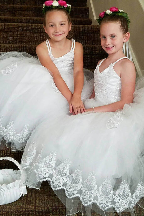 Funky Spaghetti Straps Tulle Flower Girl Dresses with Bow