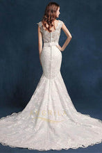 Elegant Mermaid Belt Wedding Dresses with Lace Appliques