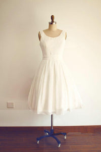 Simple A-line Jewel Knee-length Dresses