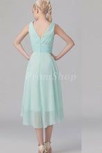 A-Line/Princess V-neck Short Chiffon Bridesmaid Dress With Ruffle